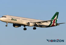Ciao Alitalia! Alitalia Airbus A321-112, EI-IXH. Photo: Joseph Borg