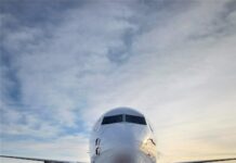 AviaAM Leasing acquires Boeing 737-800 for Passenger-to-Freighter conversion