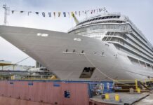 “Viking Saturn” floated out in Ancona