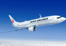 Japan Airlines Selects 737-8 to Grow Sustainable World-Class Fleet