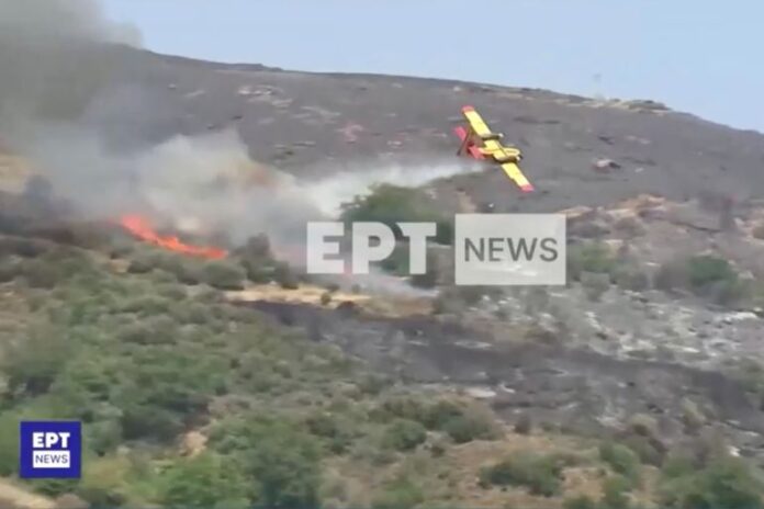 Screenshot from footage of a Canadian CL-215 water bomber crashing in Greece [ERT screengrab]