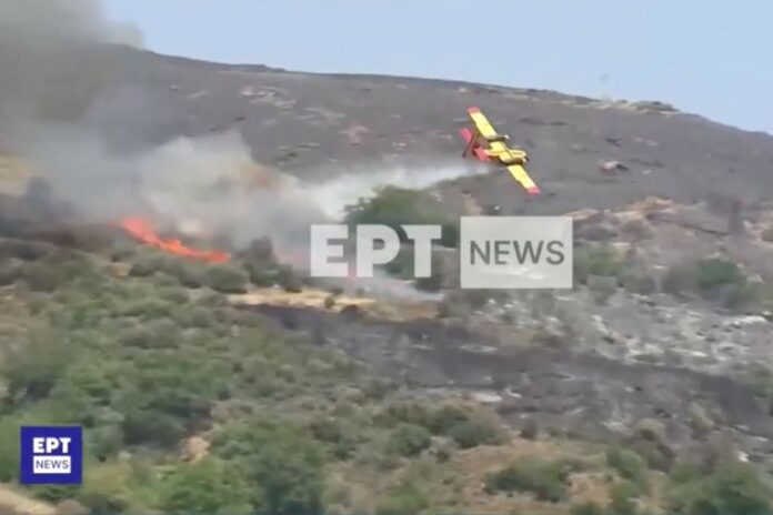 Screenshot from footage of a Canadian CL-215 water bomber crashing in Greece [ERT screengrab]
