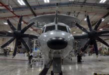 E-2D Hawkeye, cockpit and mission systems update E-2D Hawkeye, cockpit and mission systems update