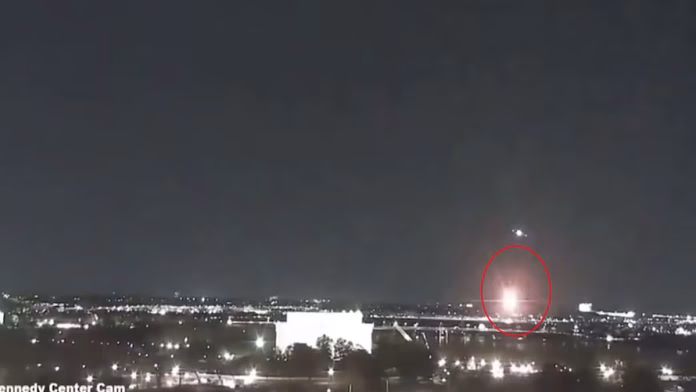 Midair crash between American Airlines CRJ and Army Blackhawk