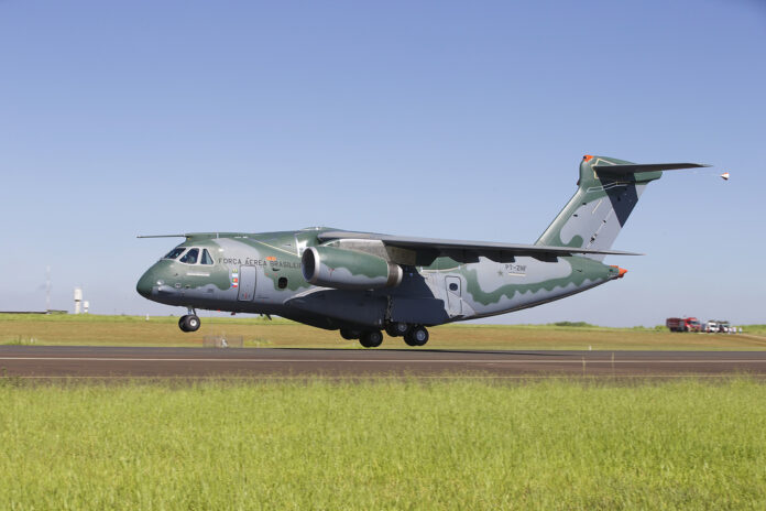 KC-390 - First Flight. Photo: Embraer