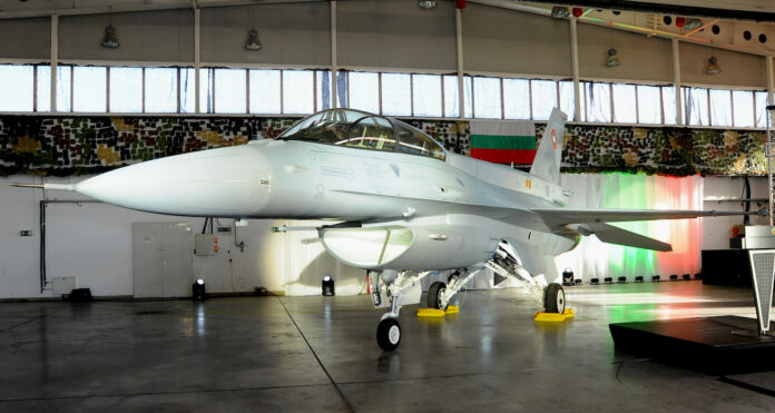 LM and Bulgaria mark arrival of first Bulgaria F-16 Block 70 Jet