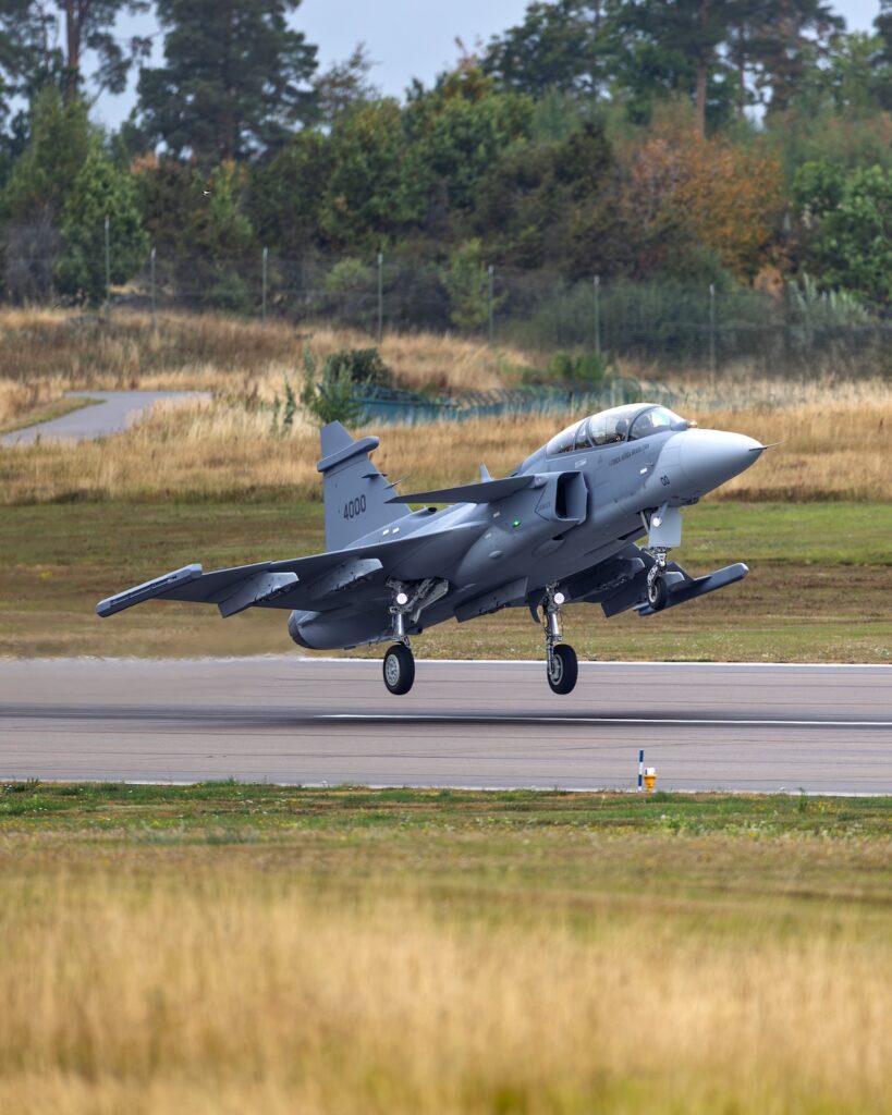 Gripen F completes its first flight