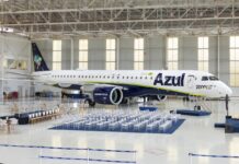 Embraer celebrates the delivery of the 2,000th E-Jet Embraer celebrates the delivery of the 2,000th E-Jet
